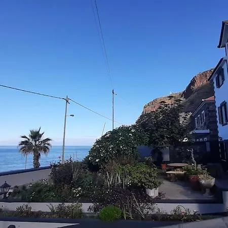 Holiday home Casa Carneirinho - Spacious, Eclectic Beach House
