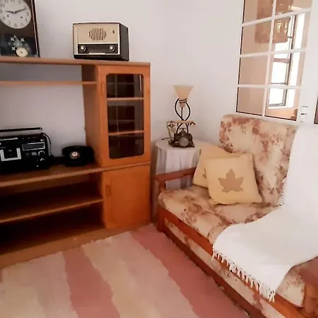 Casa Carneirinho - Spacious, Eclectic Beach House *
